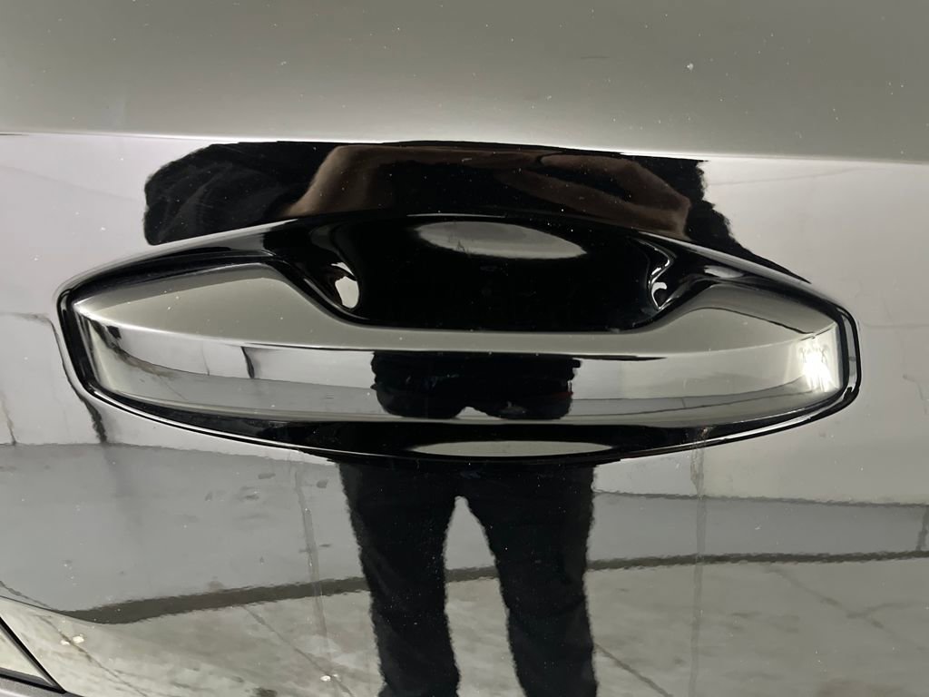 Used 2025 Nissan Kicks SV image 47