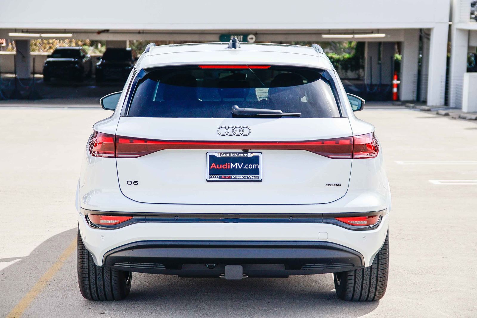 New 2025 Audi Q6 e-tron Premium AWD/4WD image 5