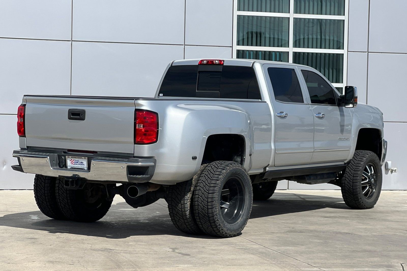 Used 2019 Chevrolet Silverado 3500 LTZ w/ Duramax Plus Package image 4