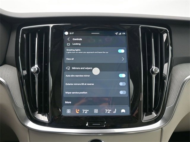 New 2026 Volvo V60 B5 Cross Country Plus w/ Protection Package Premier image 17