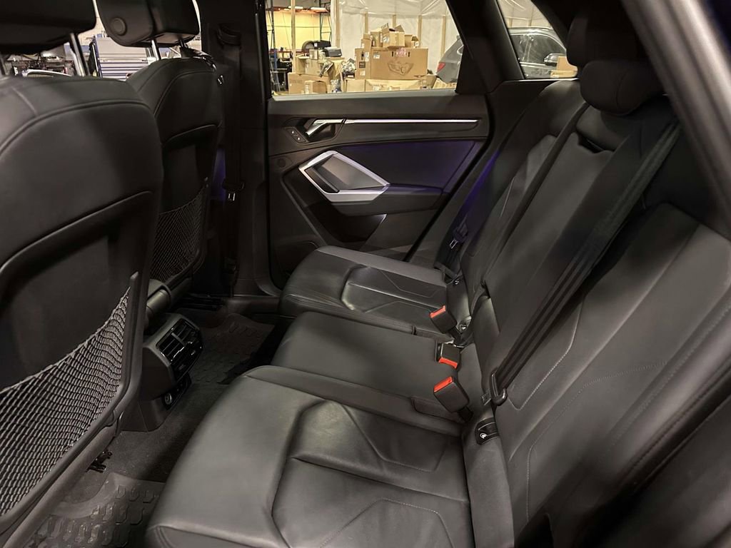 Used 2022 Audi Q3 2.0T Premium Plus w/ Premium Plus Package AWD/4WD image 18