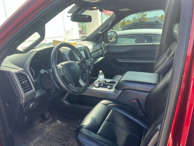 Used 2019 Ford Expedition XLT w/ Equipment Group 201A AWD/4WD image 14