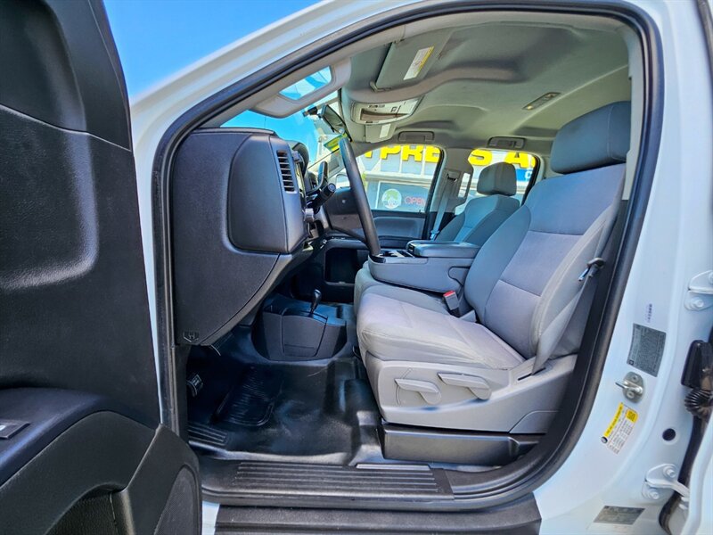 Used 2016 Chevrolet Silverado 3500 W/T AWD/4WD image 10