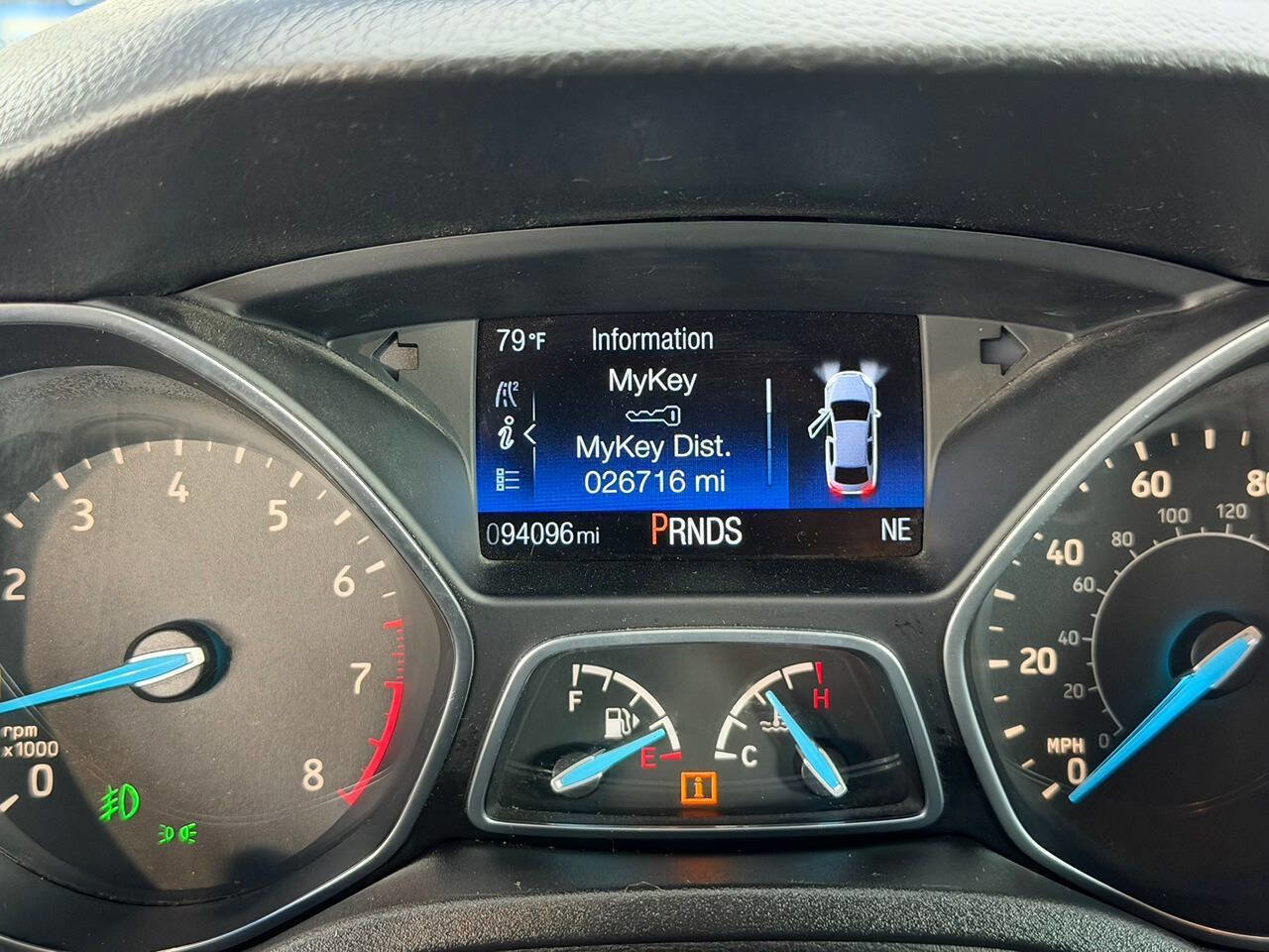 Used 2015 Ford Focus SE w/ SE Sport Package FWD image 21