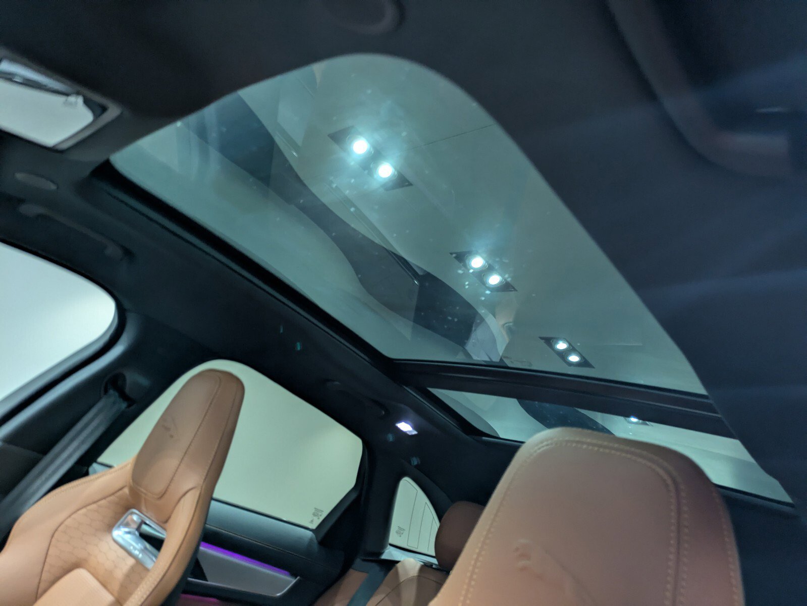 New 2026 Jaguar F-PACE R-Dynamic S image 9