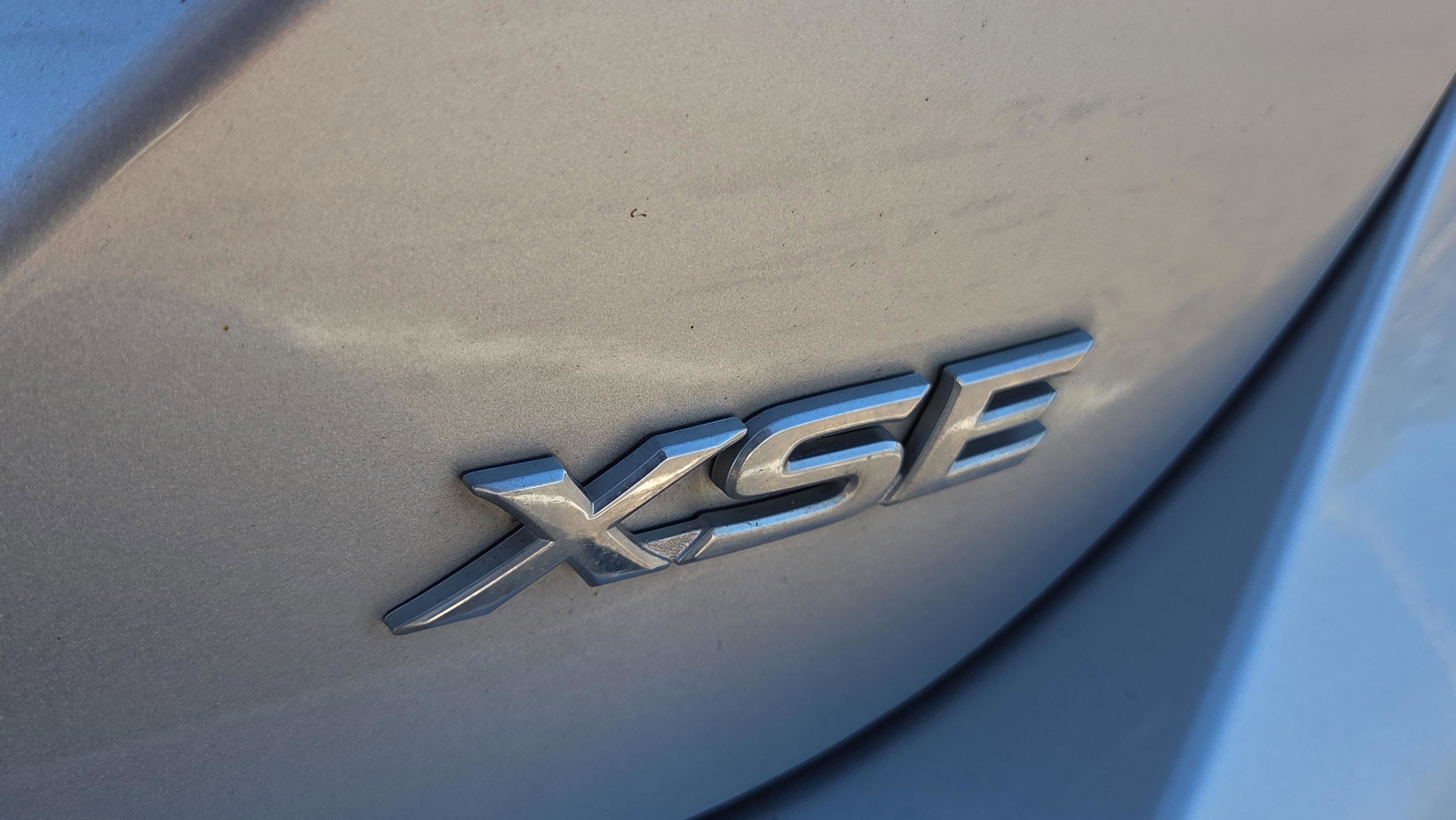 Used 2018 Toyota Camry XSE image 14