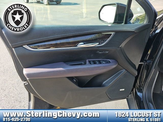 Used 2017 Cadillac XT5 Premium Luxury image 25