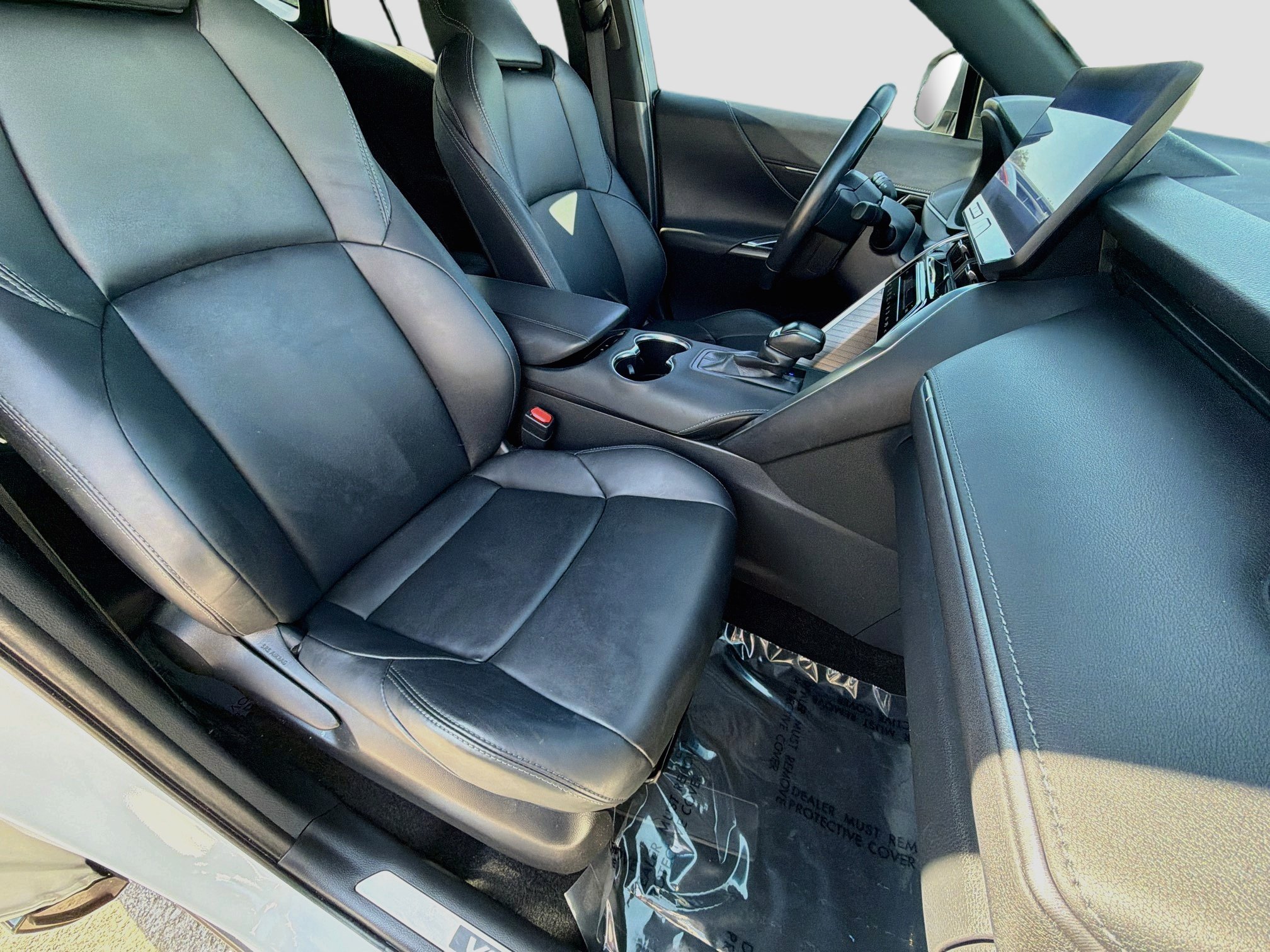 Used 2024 Toyota Venza Nightshade AWD/4WD image 15