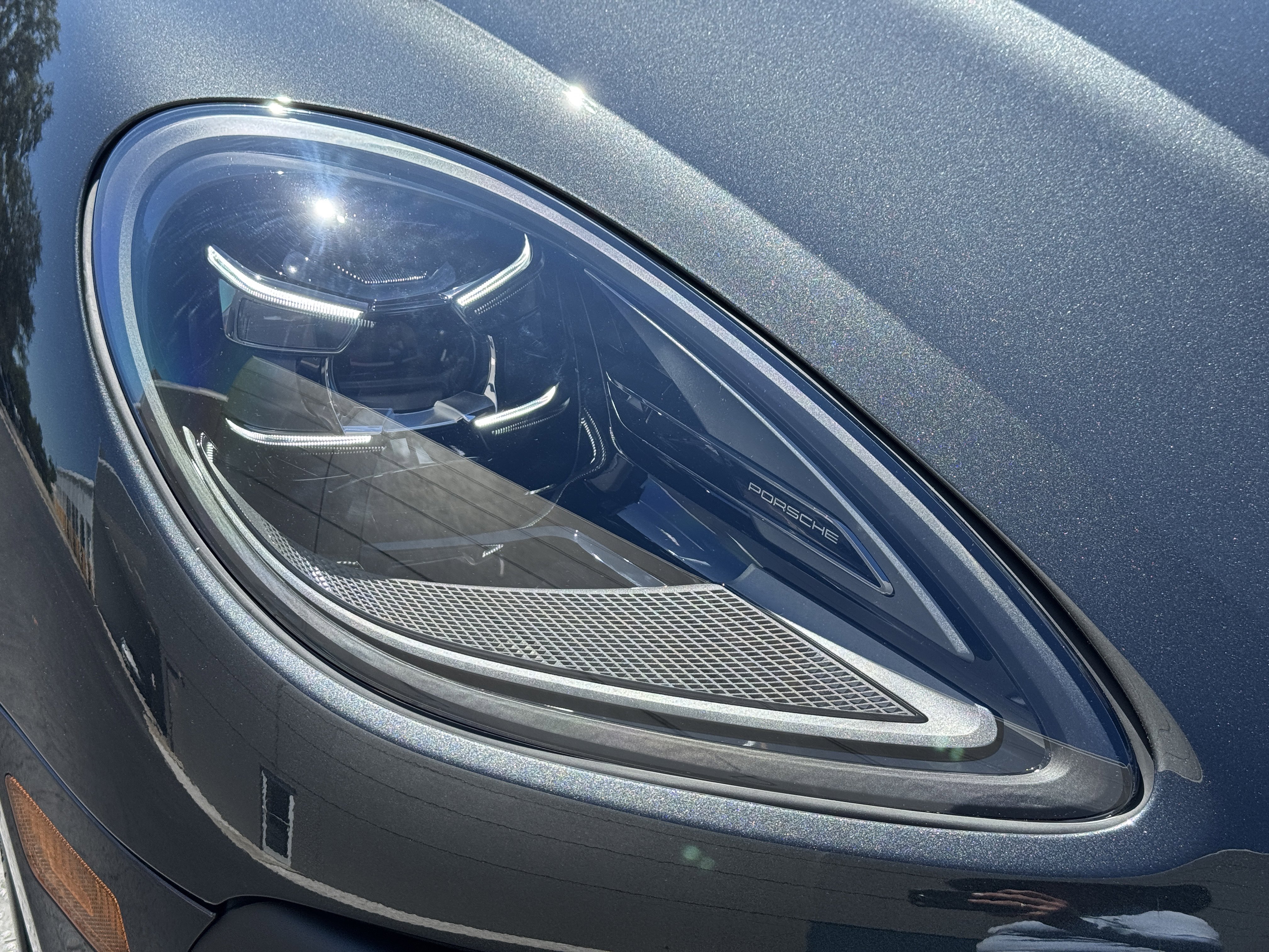 New 2026 Porsche Macan image 12