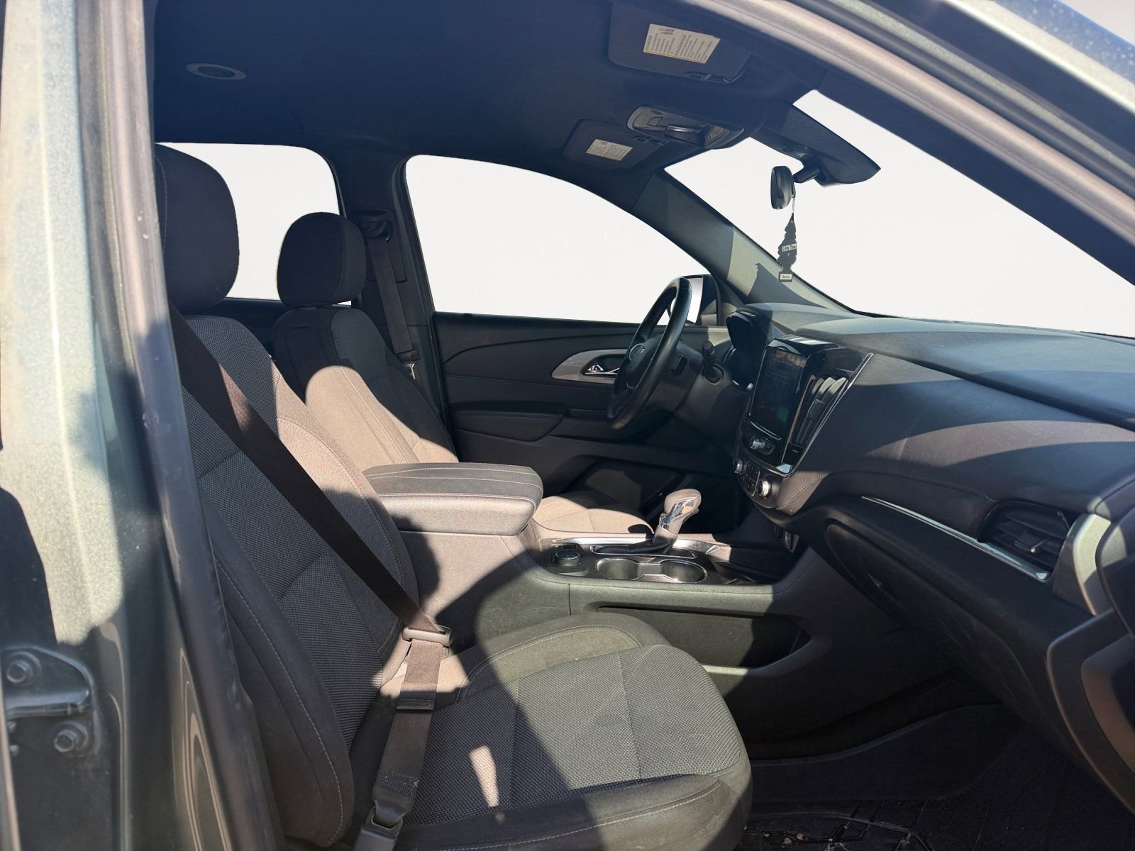 Used 2023 Chevrolet Traverse LT w/ LPO, Floor Liner Package image 15