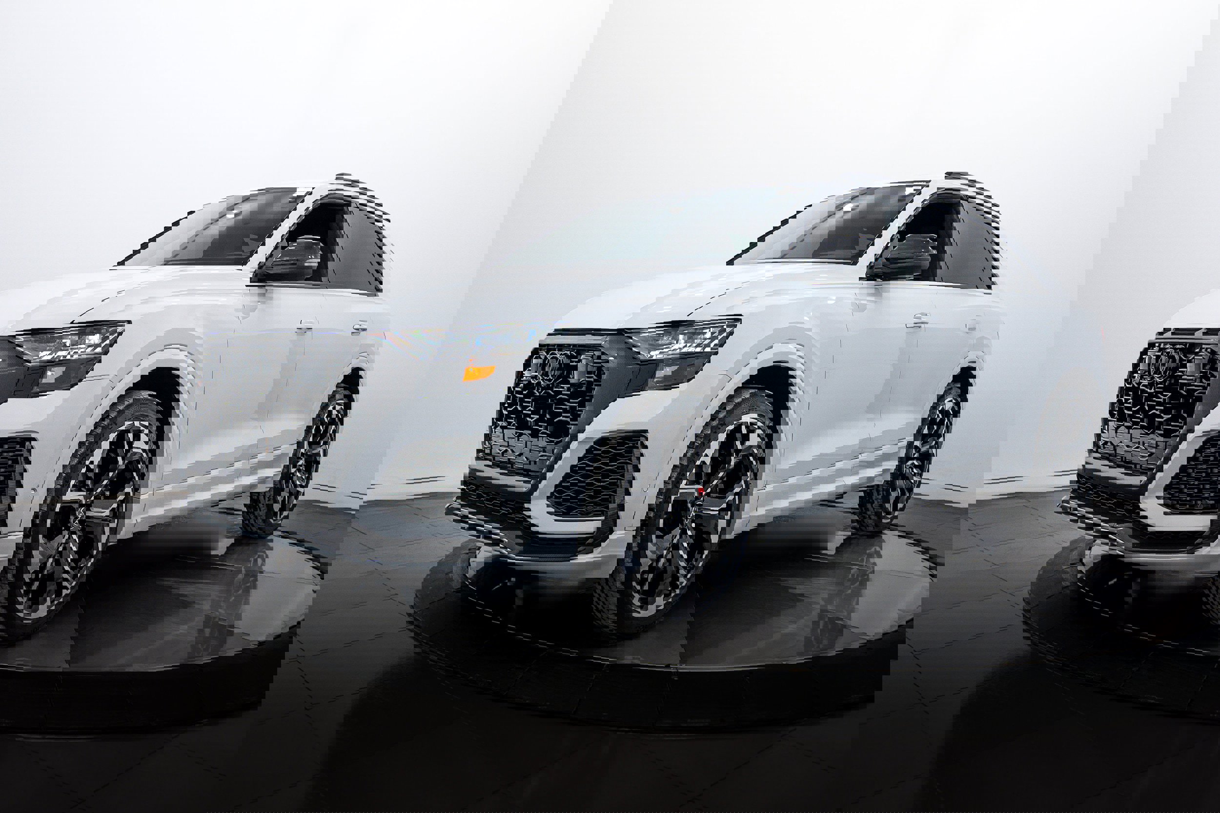 Used 2022 Audi RS Q8 image 6