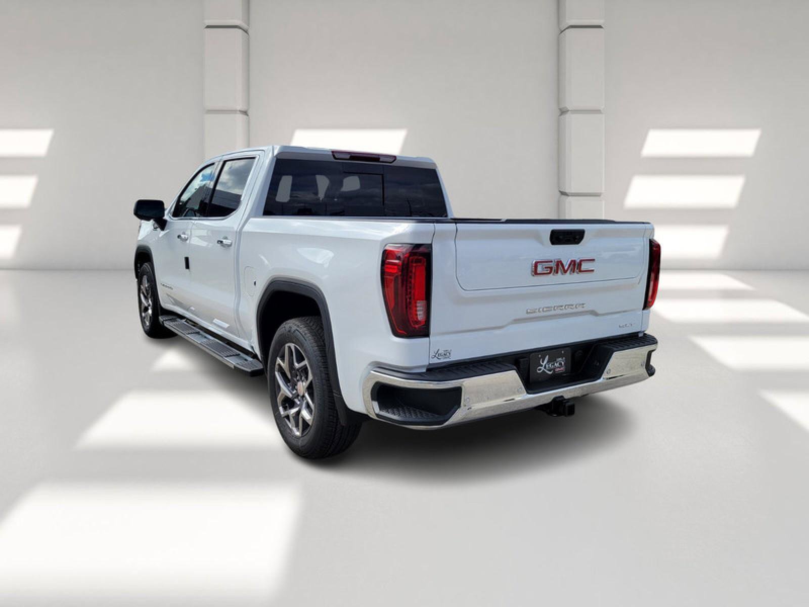 New 2026 GMC Sierra 1500 SLT w/ SLT Premium Plus Package image 5
