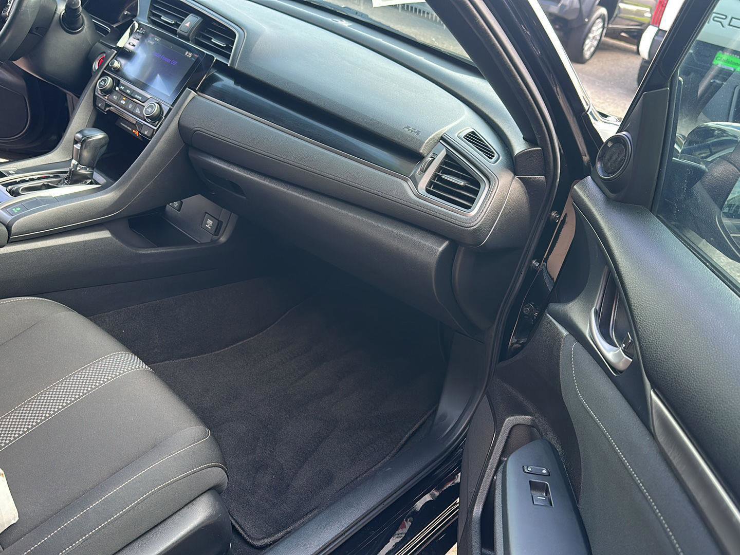 Used 2020 Honda Civic EX image 22