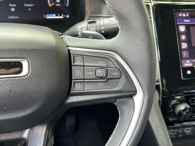 Certified 2023 Jeep Grand Cherokee L Laredo image 48