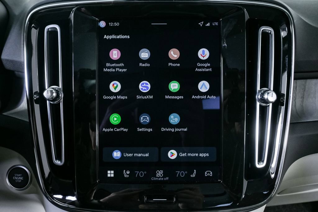 New 2026 Volvo XC40 B5 Plus w/ Climate Package image 13