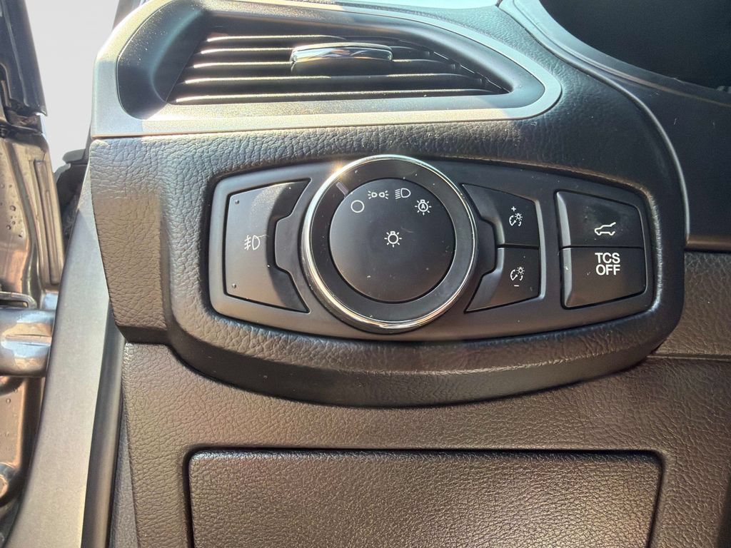 Used 2022 Ford Edge ST-Line AWD/4WD image 30