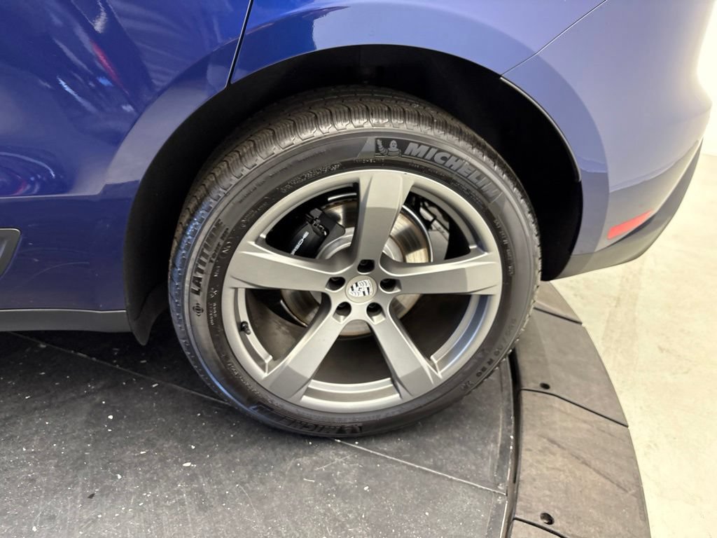 Certified 2026 Porsche Macan AWD/4WD image 15