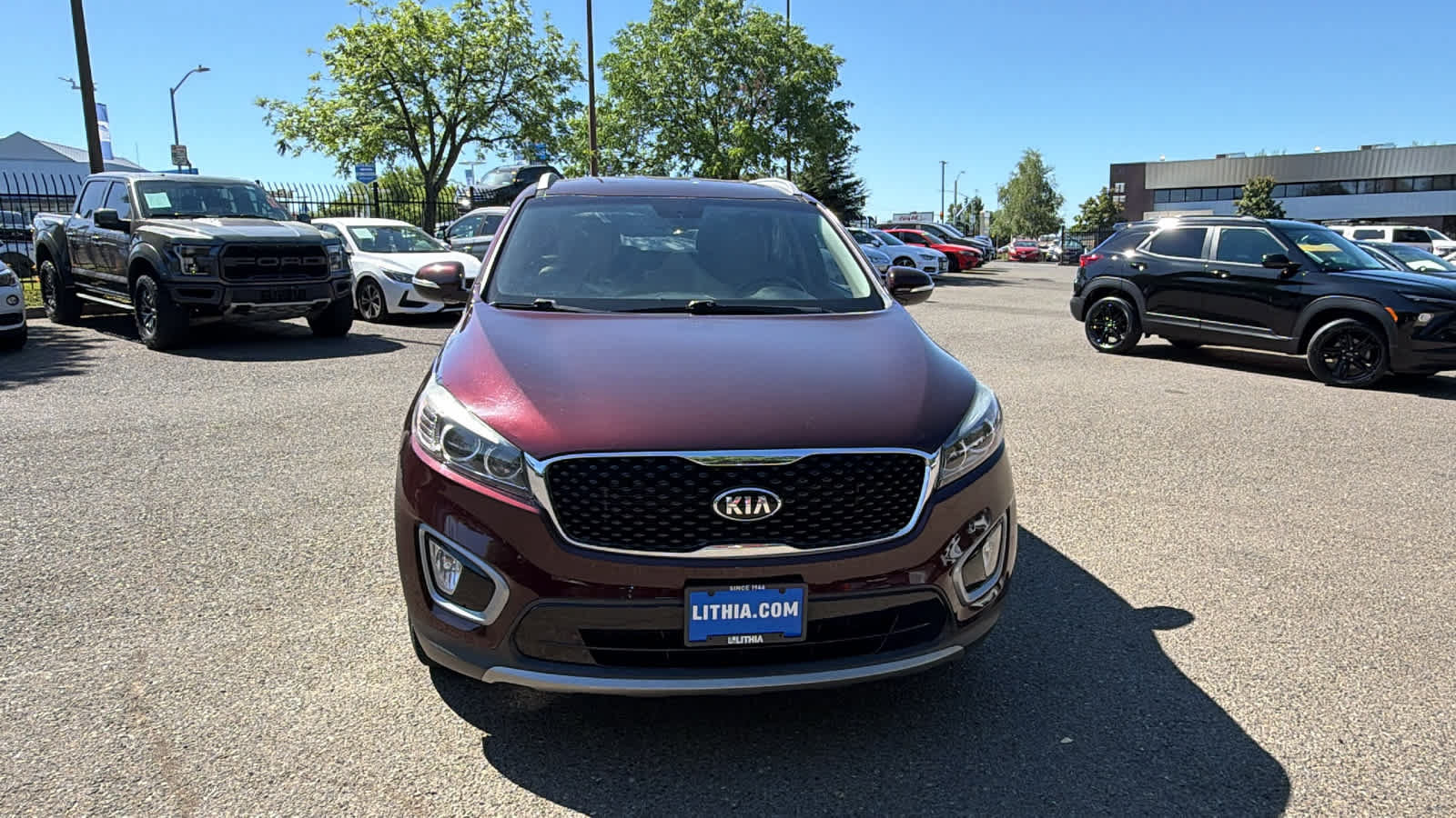 Used 2017 Kia Sorento EX w/ EX V6 Premium Package AWD/4WD image 2