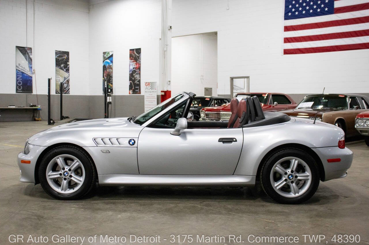 Used 2000 BMW Z3 2.5i image 4