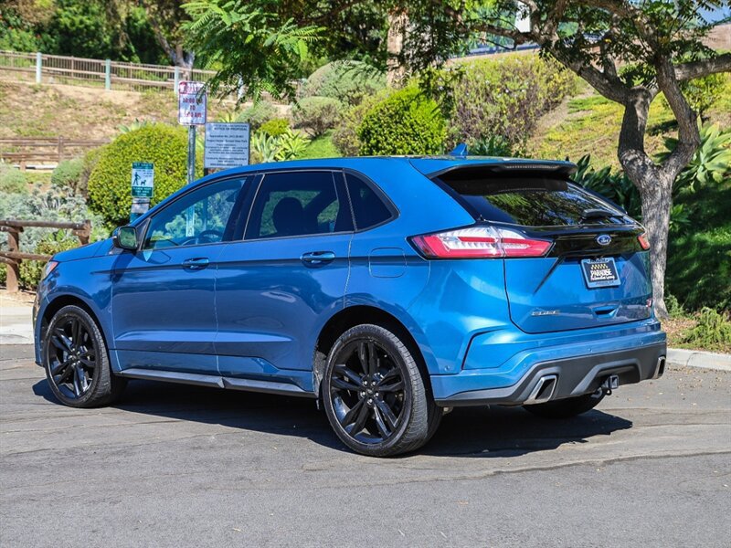 Used 2019 Ford Edge ST w/ Equipment Group 401A AWD/4WD image 3