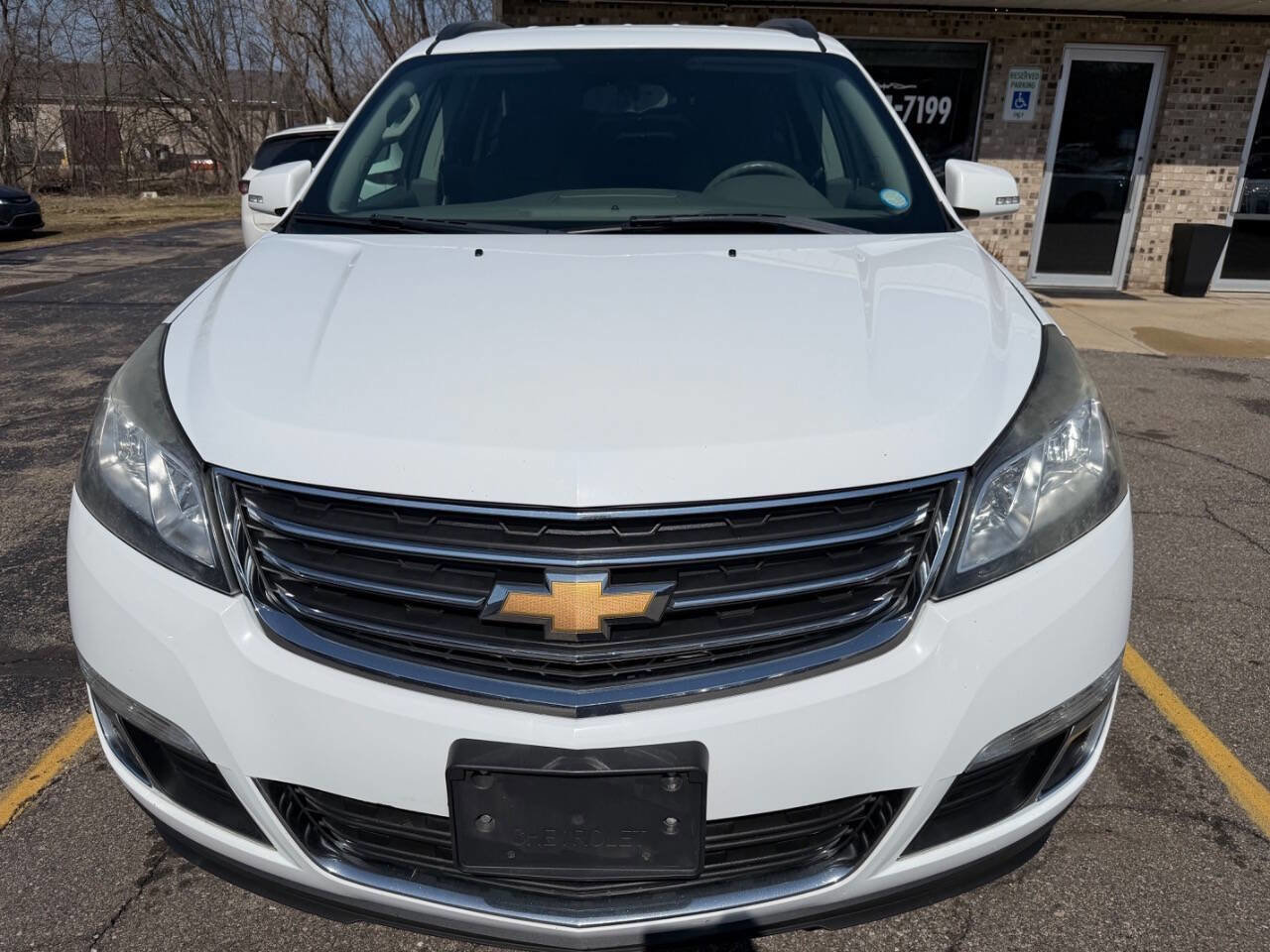 Used 2017 Chevrolet Traverse LT FWD image 8