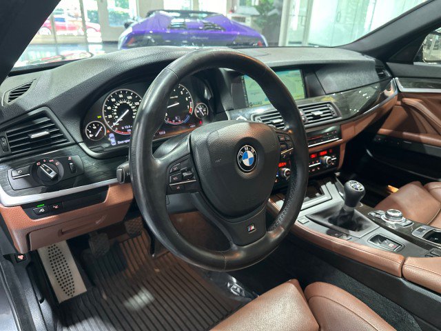 Used 2013 BMW 550i Sedan RWD image 39