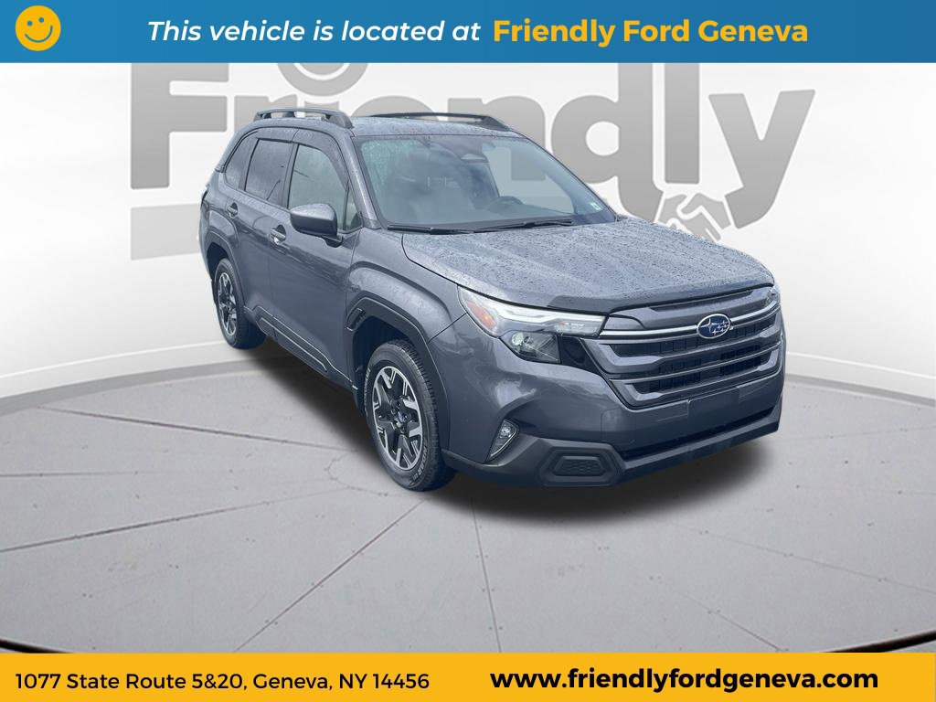 Used 2025 Subaru Forester Premium AWD/4WD image 3