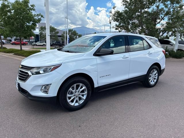 Used 2018 Chevrolet Equinox LS AWD/4WD image 3