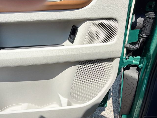 Used 2025 Volkswagen ID. Buzz Pro S Plus image 27