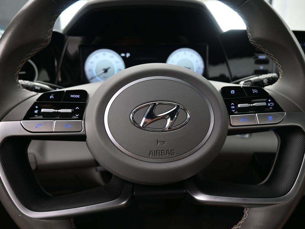 Used 2022 Hyundai Elantra SEL w/ Convenience + Premium Package image 29