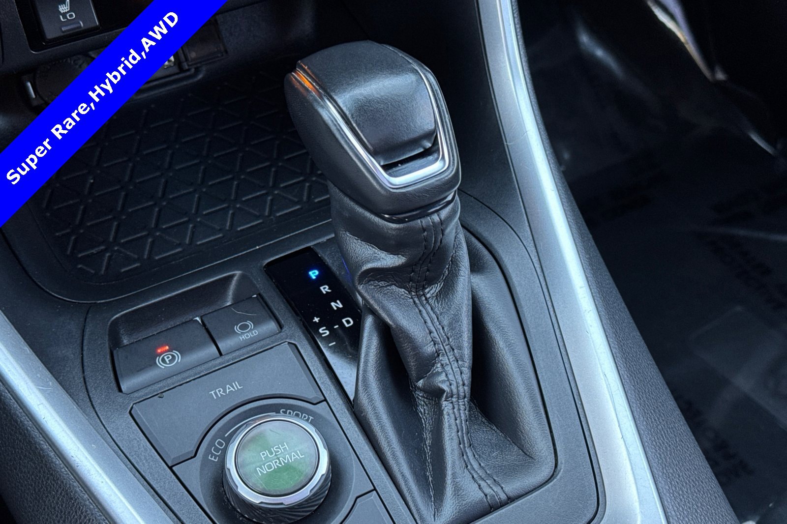 Used 2019 Toyota RAV4 XSE w/ XSE Weather Package image 20