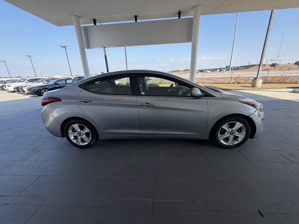 Used 2016 Hyundai Elantra SE image 4