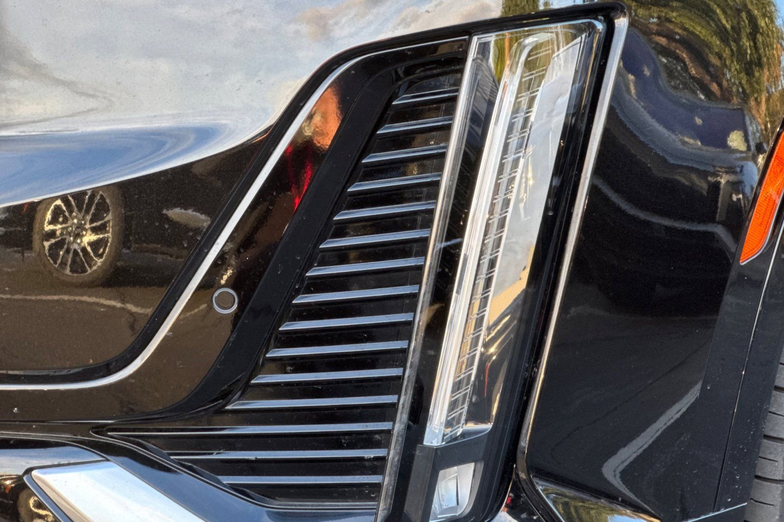 Used 2025 Cadillac XT6 Luxury image 47