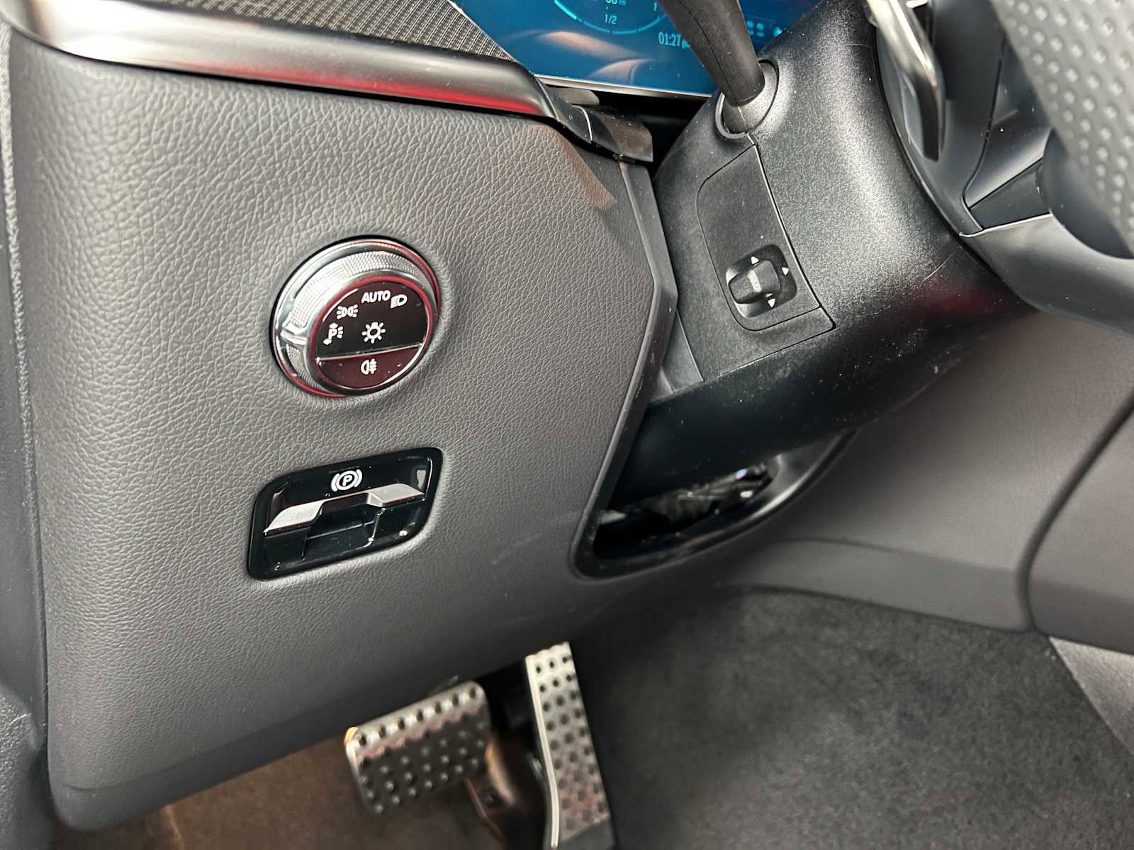 New 2026 Mercedes-Benz GLC 43 AMG 4MATIC image 27