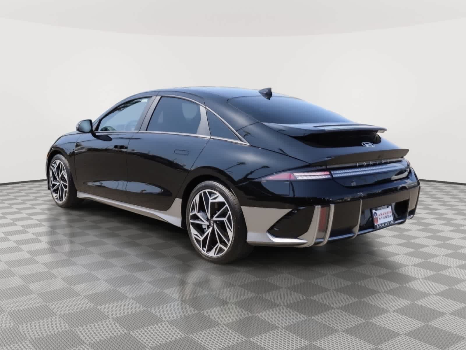 Used 2023 Hyundai Ioniq 6 SEL RWD image 9