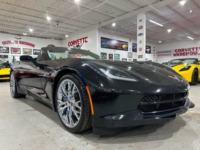 Used 2018 Chevrolet Corvette Stingray Convertible w/ Carbon Flash Badge Package RWD image 23