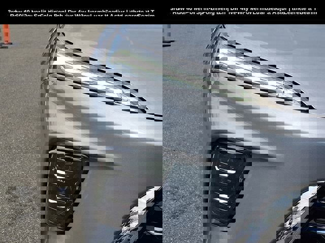 Used 2025 Buick Enclave Preferred w/ Power Package image 16