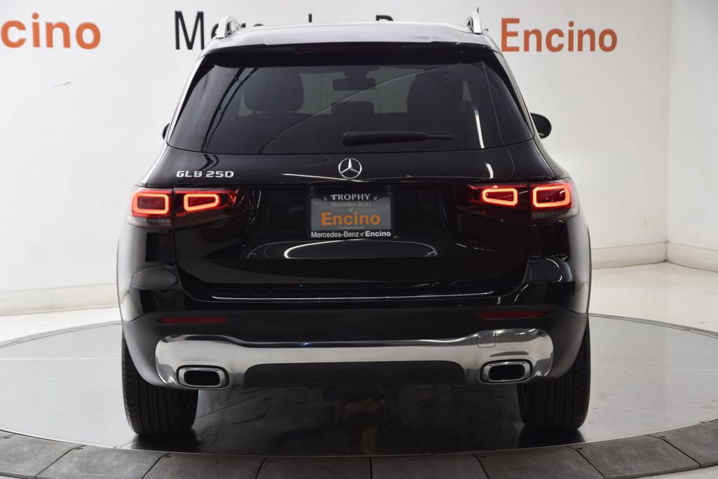 Certified 2022 Mercedes-Benz GLB 250 image 5
