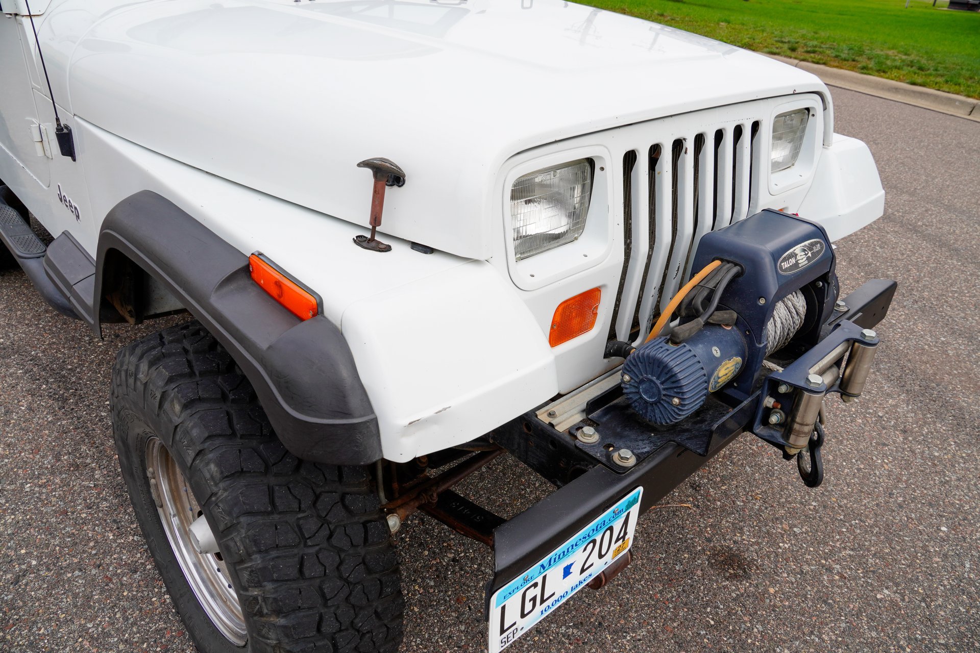 Used 1992 Jeep Wrangler 4WD image 28