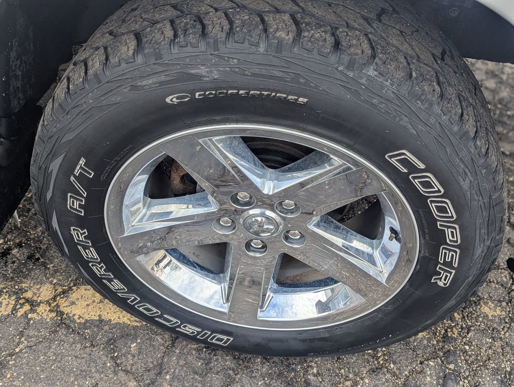 Used 2018 RAM 1500 Express w/ Express Value Package image 34