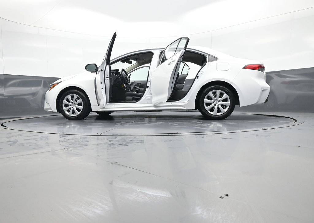 Certified 2025 Toyota Corolla LE image 48