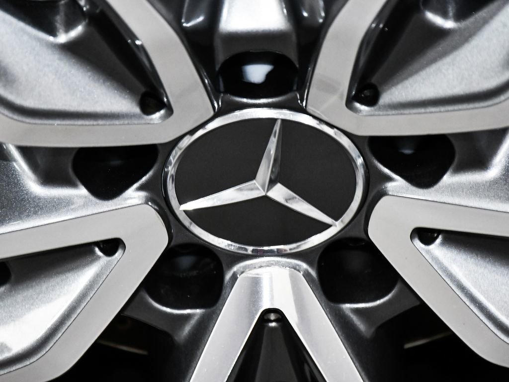 Used 2024 Mercedes-Benz GLA 35 AMG 4MATIC image 89