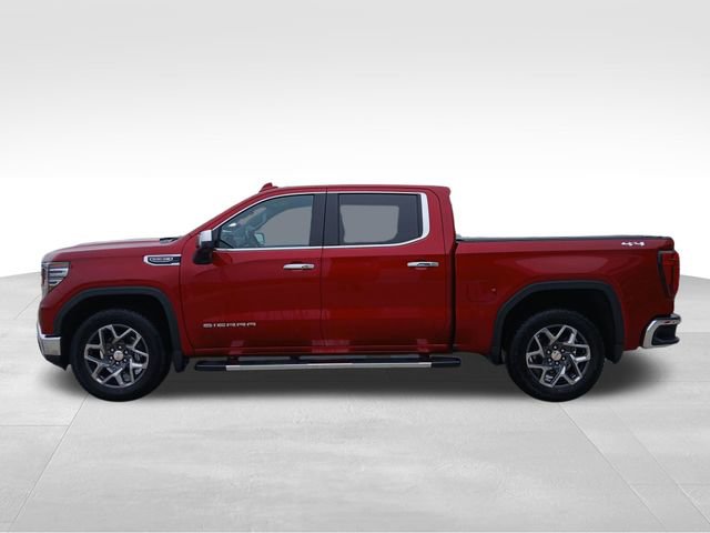 Used 2022 GMC Sierra 1500 SLT image 2