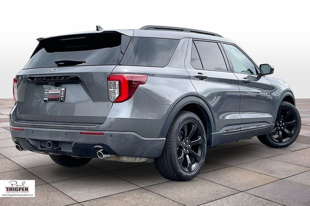 Used 2022 Ford Explorer ST-Line w/ Class IV Trailer Tow Package RWD image 12