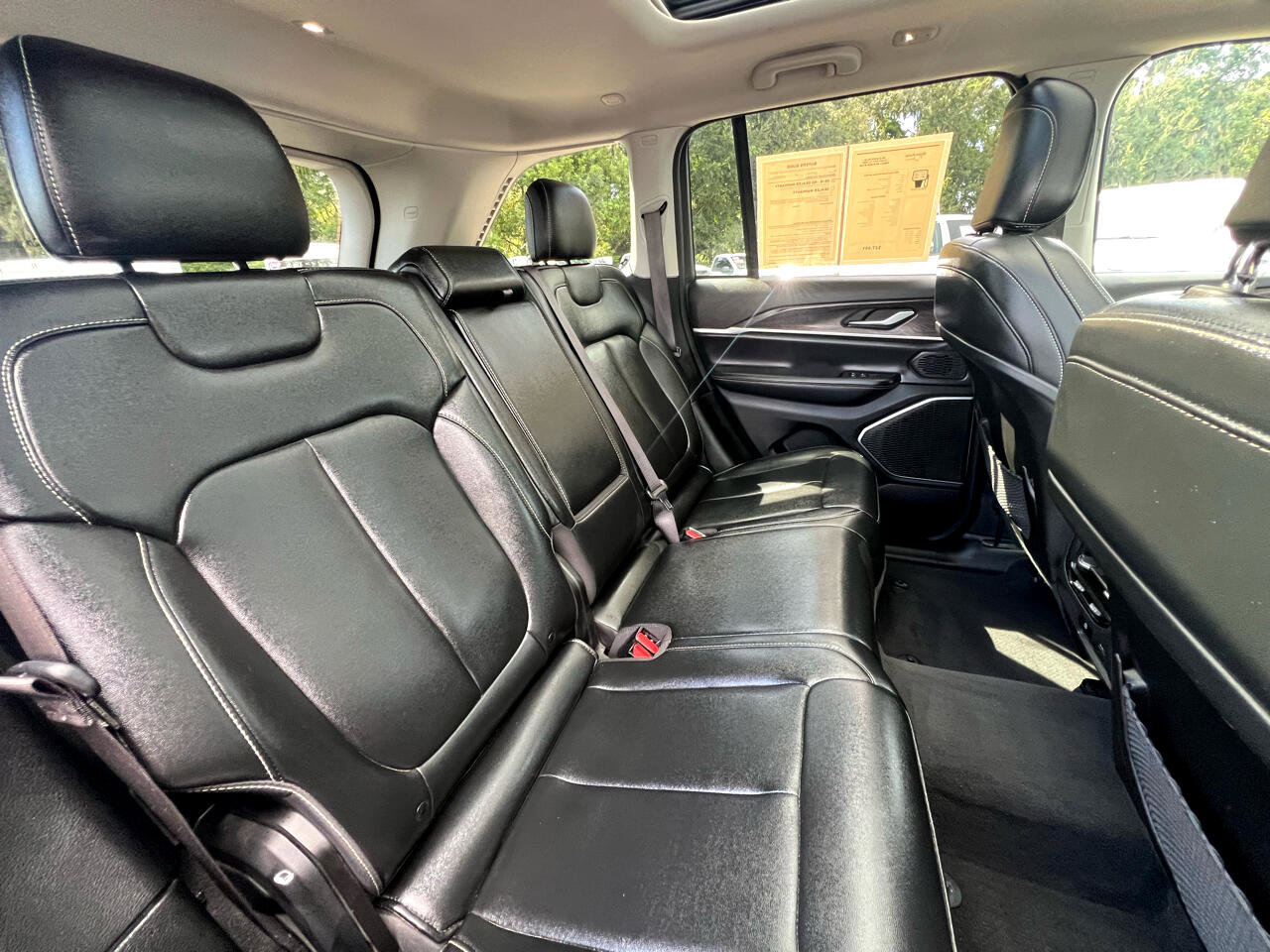 Used 2024 Jeep Grand Cherokee Limited 4xe image 32