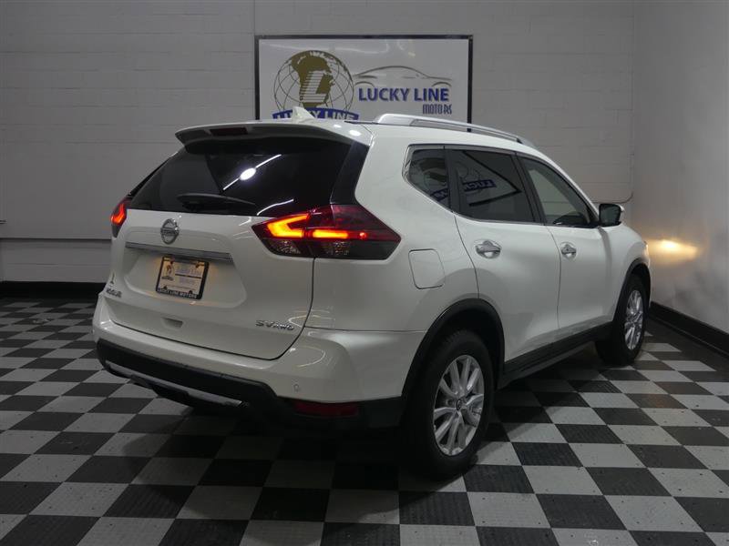 Used 2019 Nissan Rogue SV image 10