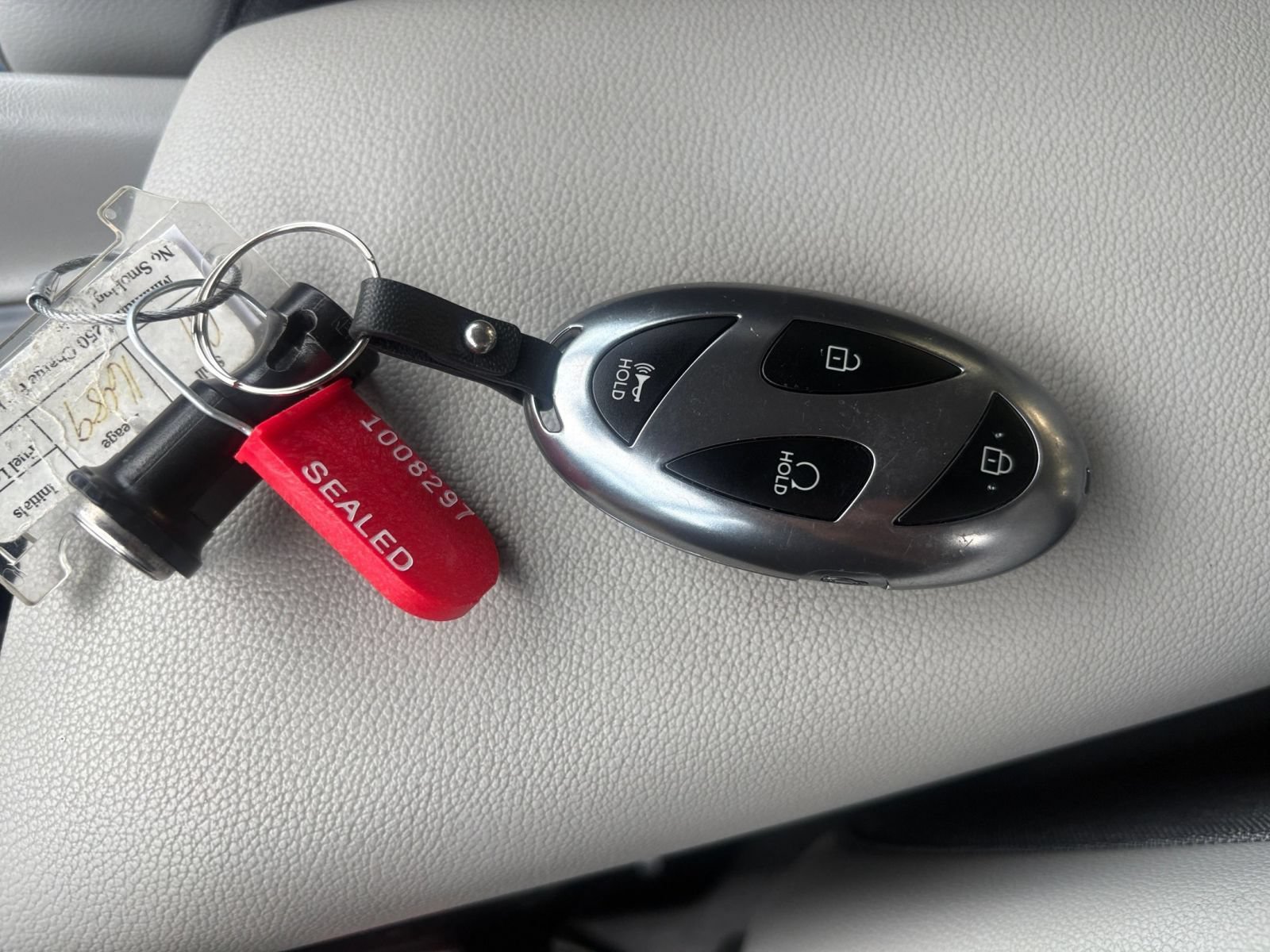 Used 2025 Hyundai Elantra Limited FWD image 19
