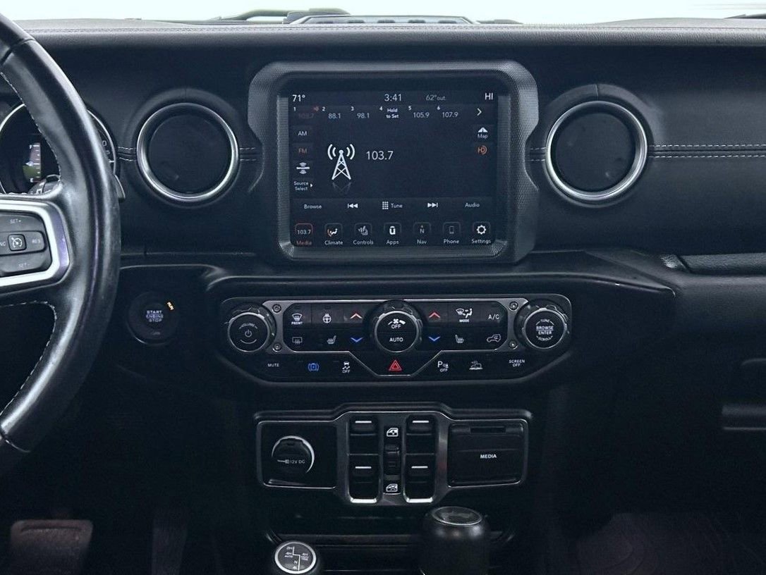 Certified 2022 Jeep Wrangler Unlimited Sahara w/ Cold Weather Group image 12