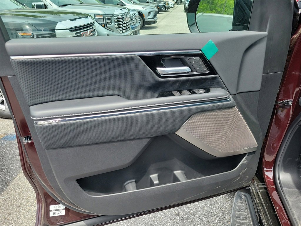 New 2025 GMC Sierra EV Denali image 7