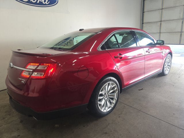 Certified 2018 Ford Taurus Limited AWD/4WD image 10
